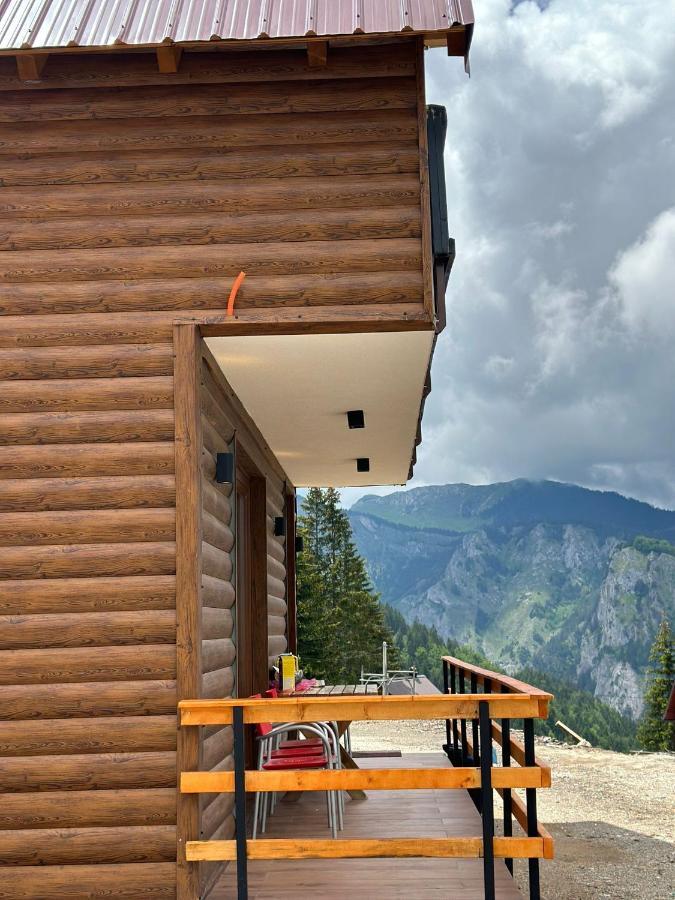Hotel Te Liqeni Peje Exterior photo