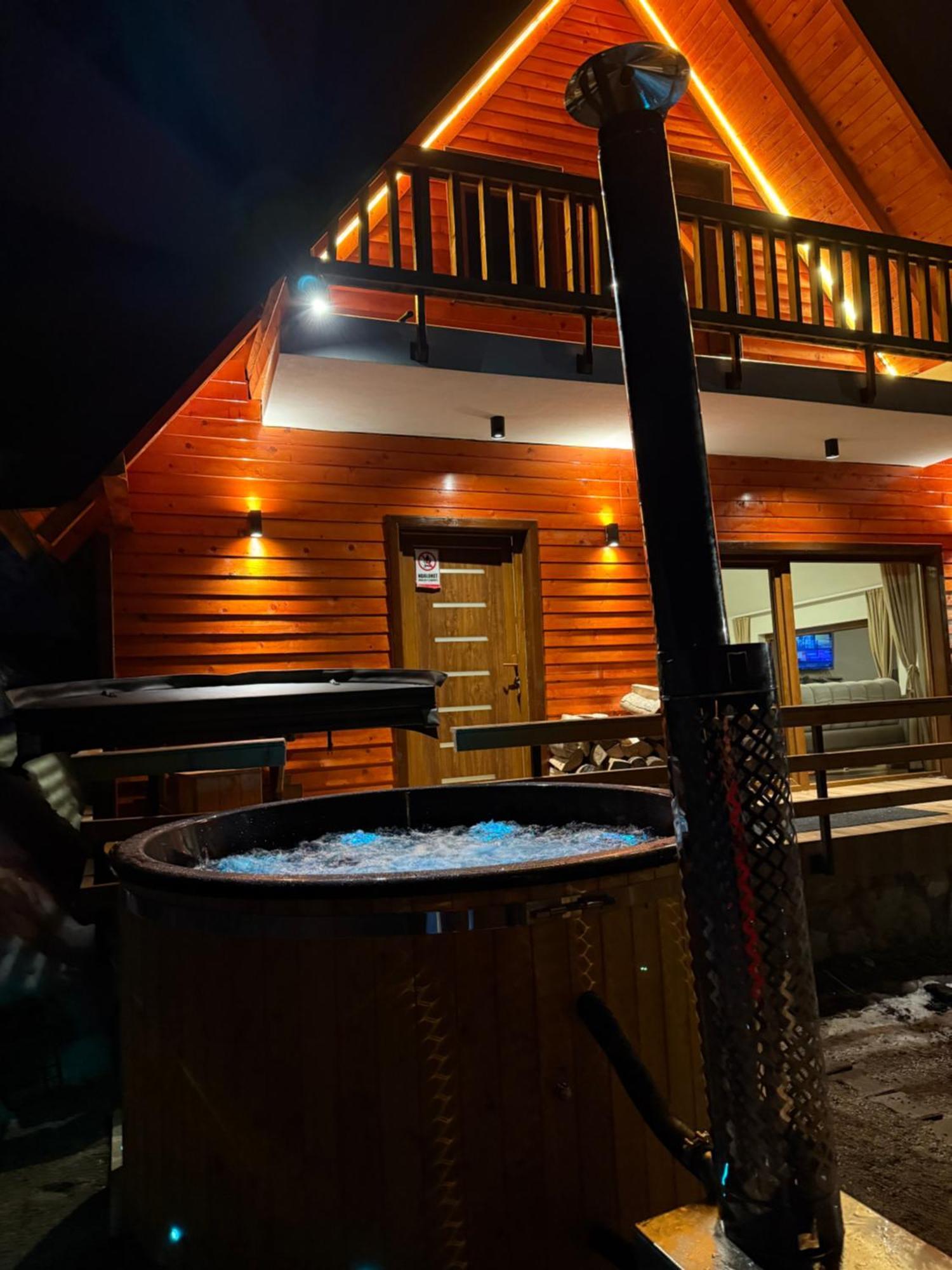 Hotel Te Liqeni Peje Exterior photo